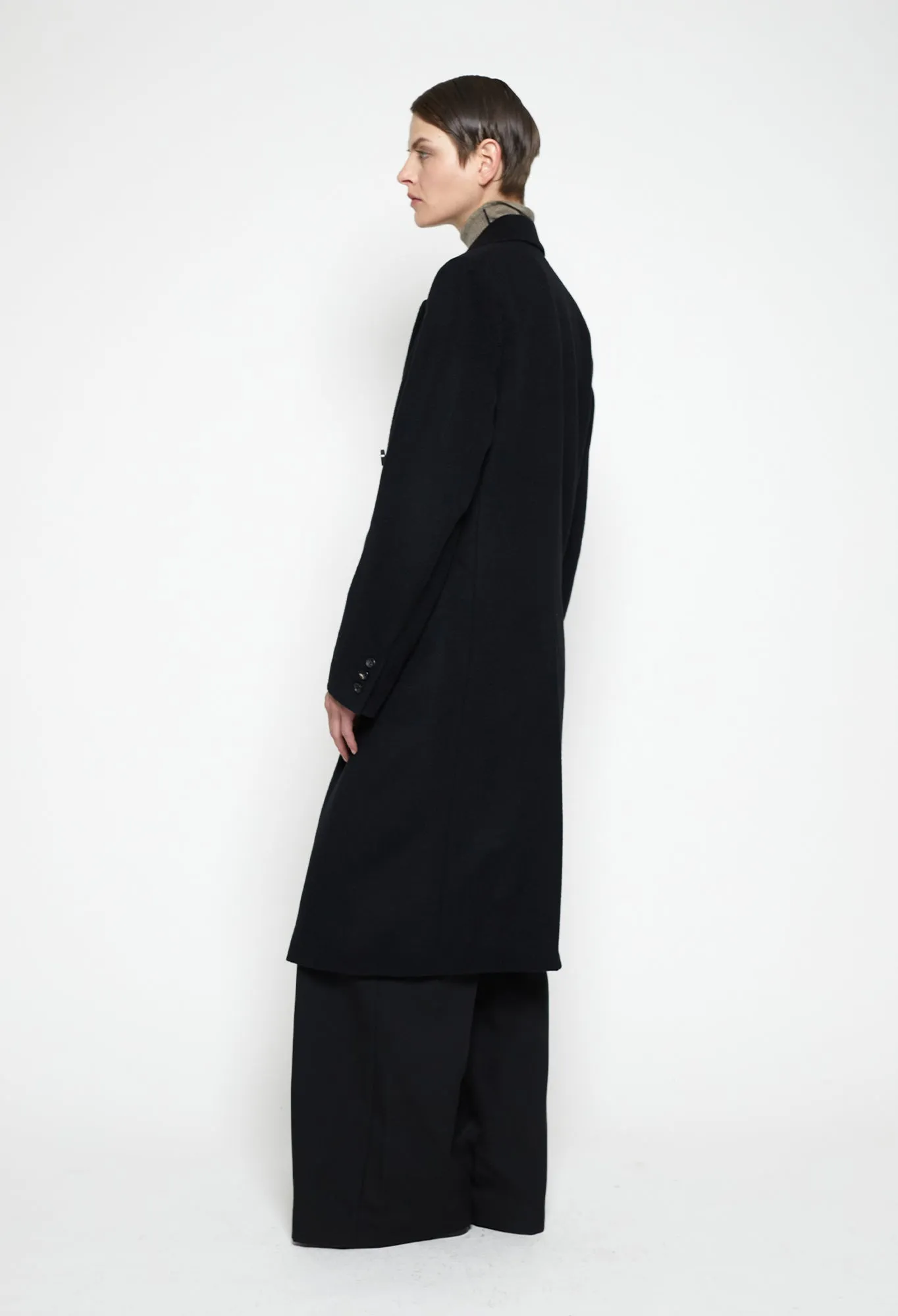 CAMERON - Double-Breasted Wool Coat in Black