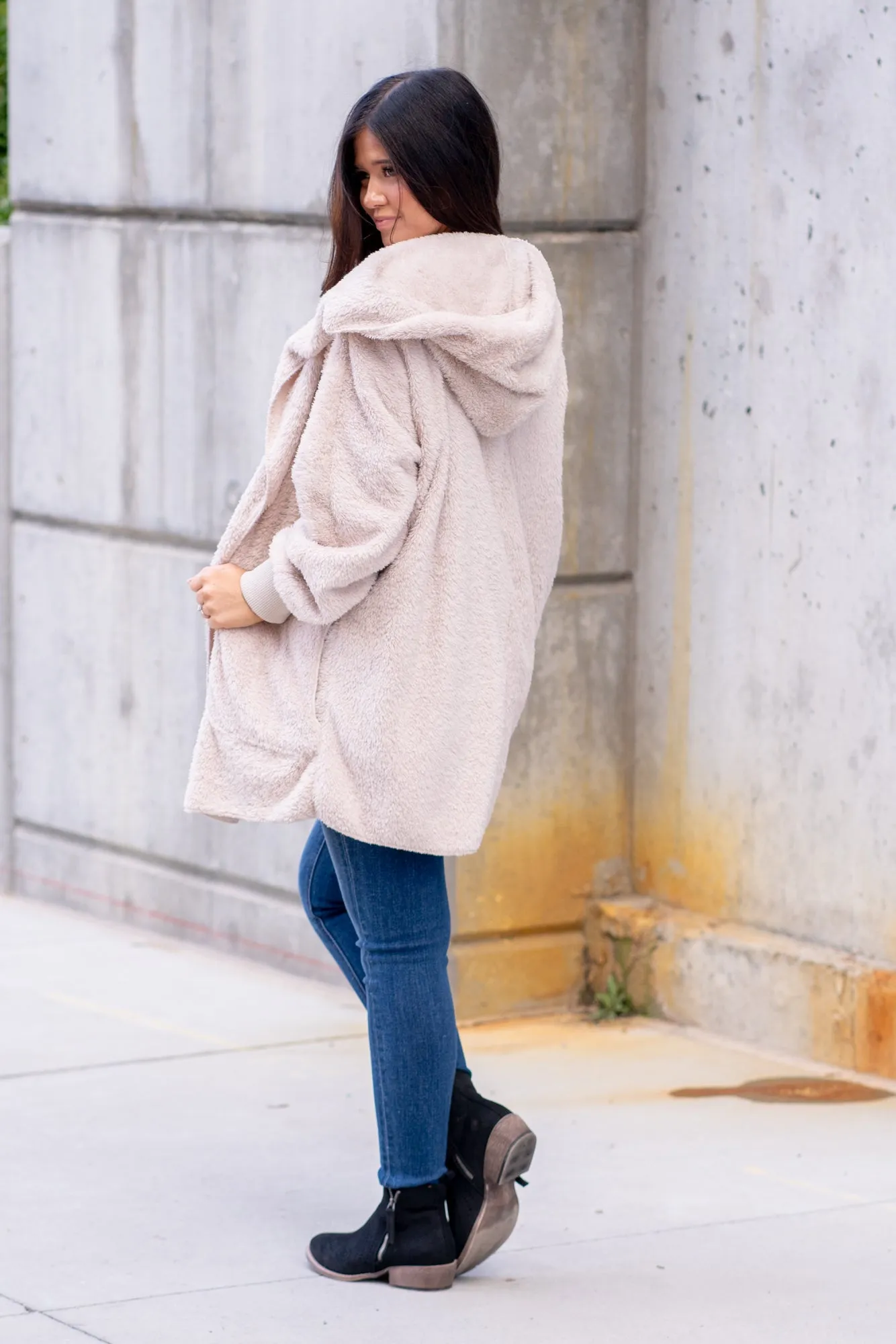 Cozy Sherpa Jacket - Warm Milk