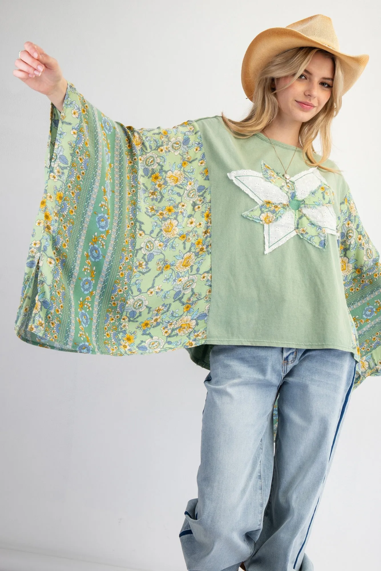 Easel Mixed Print Flower Patched Poncho Top in Sage