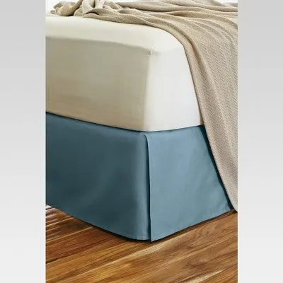 New - Threshold Bed Skirt Oversized Cotton Sateen Pleated Wrinkle-Free, White, Queen