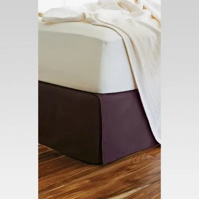 New - Threshold Bed Skirt Sateen Pleated Wrinkle-Free, White, King