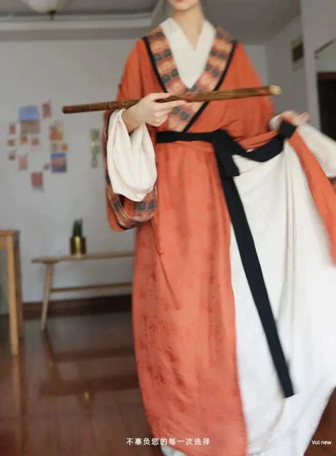 Tu Hong 土红 Terracotta Unisex Modernized Warring States Zhiju Straight Robe Set