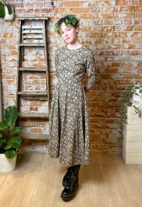 V&A Mallow Midi Dress