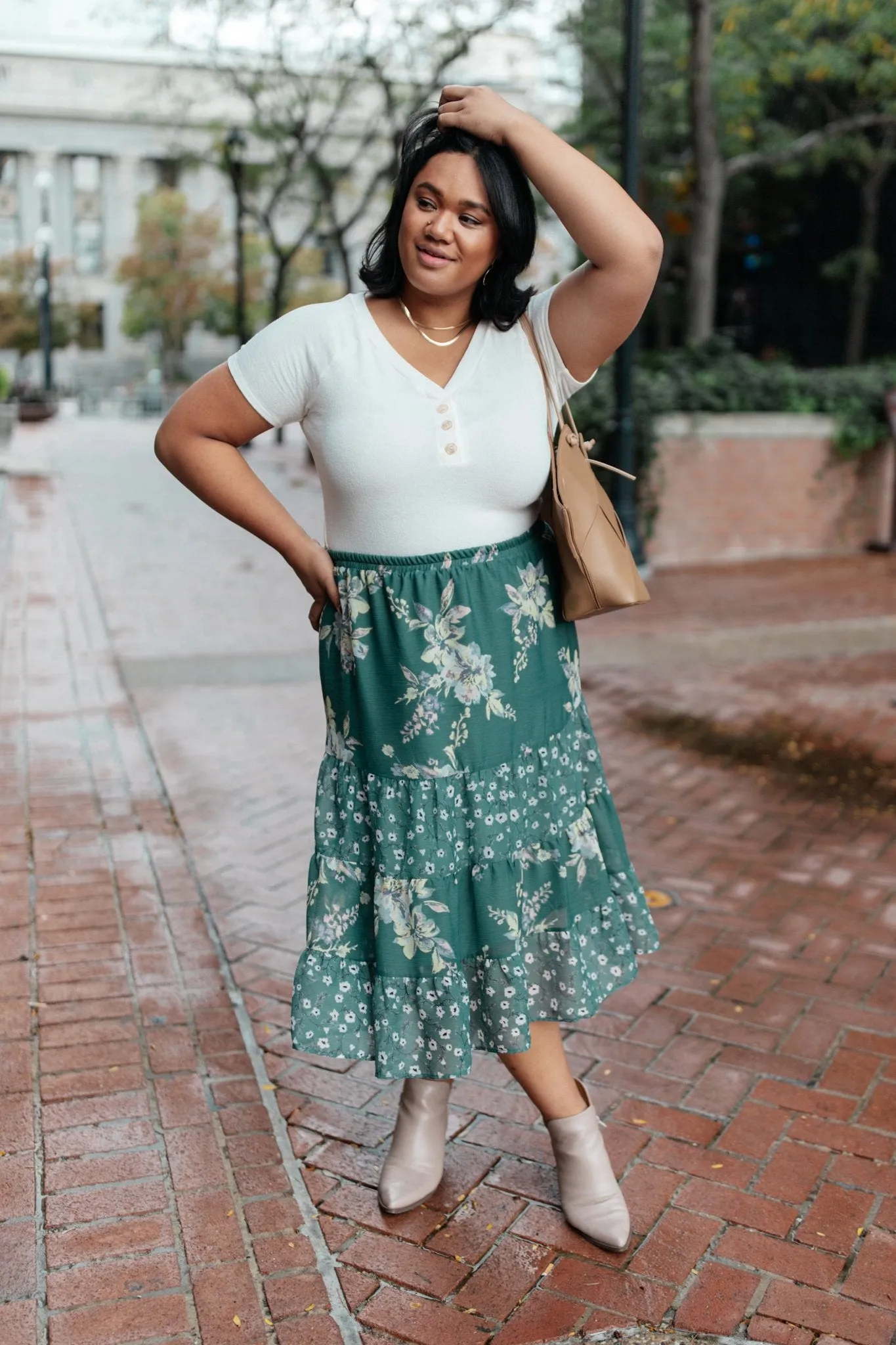 Zoe Floral Middi Skirt in Hunter Green