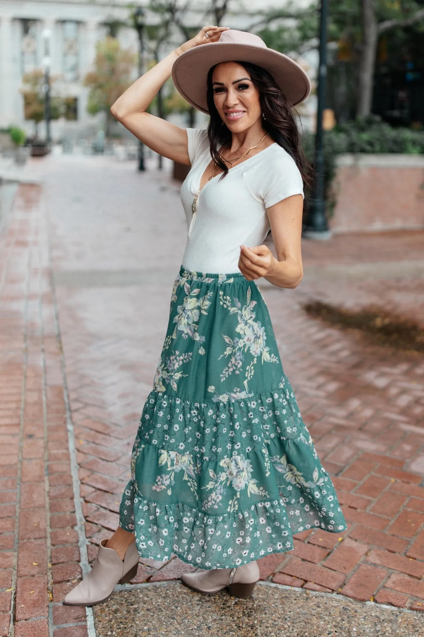 Zoe Floral Middi Skirt in Hunter Green